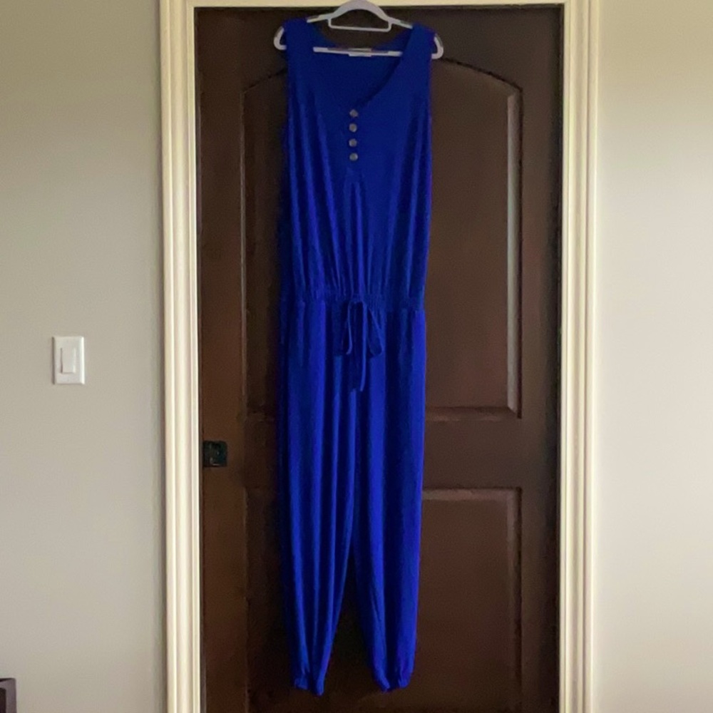 Zenana Outfitters Royal Blue Garment